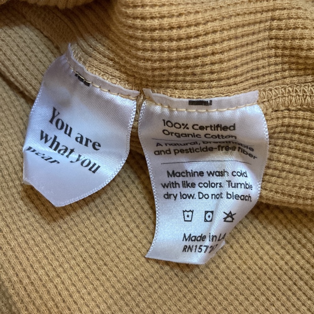 MATE THE LABEL THE HARPER HENLEY OCHRE YELLOW GOLD WAFFLE KNIT THERMAL TOP L - Picture 5 of 10